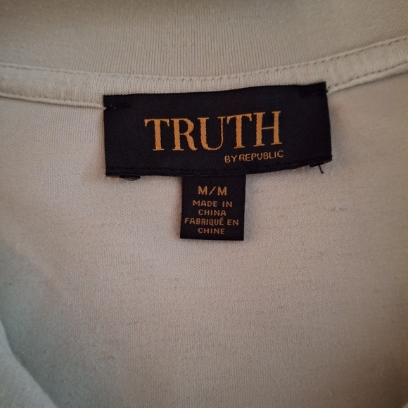 Truth Women's Light Green Quarter-Zip Pullover Sweater - Picture 6 of 8
